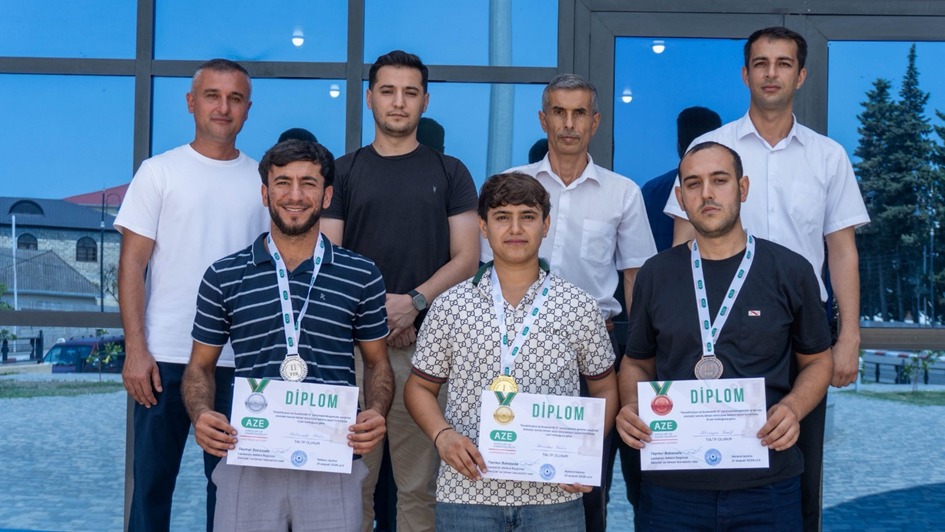 Astarada stolüstü tennis yarışı keçirilib